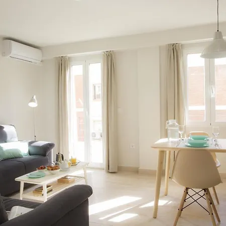 Singularstays Calderon Apartamento *